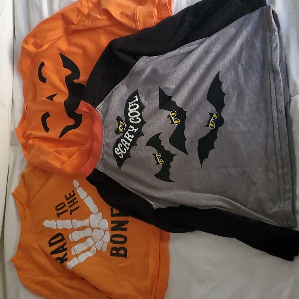 Boys 5T Halloween Shirt bundle